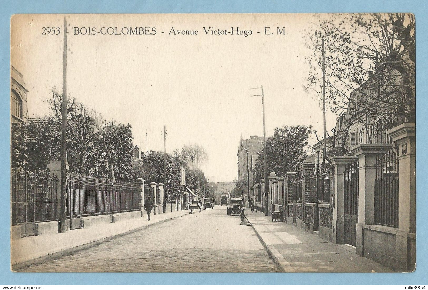 A043  CPA  BOIS-COLOMBES   -  Avenue Victor-Hugo  - E. Malcuit  Photo-Edit. ¨Paris   +++++++ - Sonstige & Ohne Zuordnung