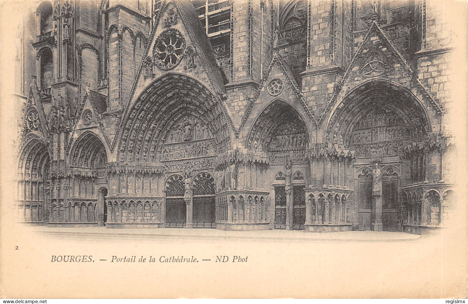 18-BOURGES-N°T2402-A/0017 - Bourges