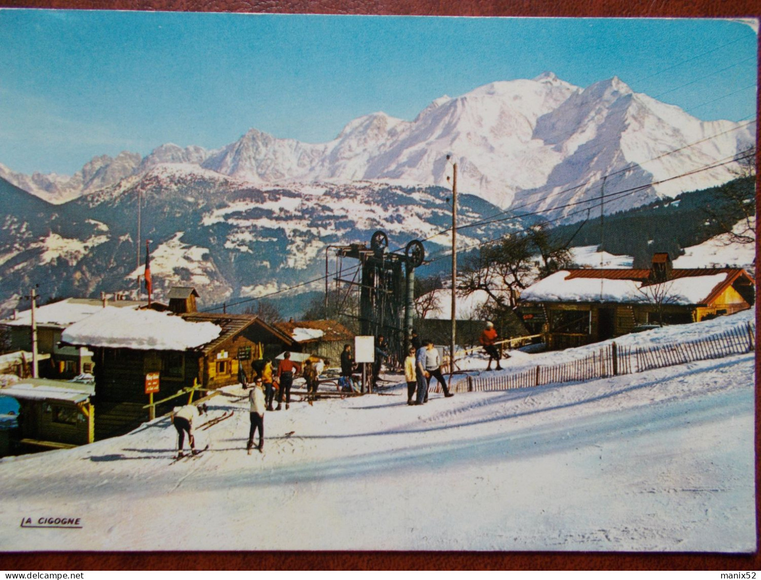 74 - COMBLOUX - Remonte Pente De La Cry Et Massif Du Mont-Blanc. (CPSM) - Combloux