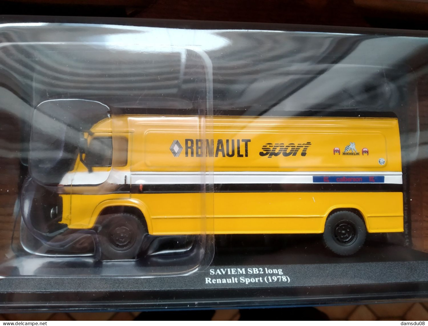 Saviem SG2 Renault Sport échelle 1/43 Sous Blister Non Ouvert - Sonstige & Ohne Zuordnung