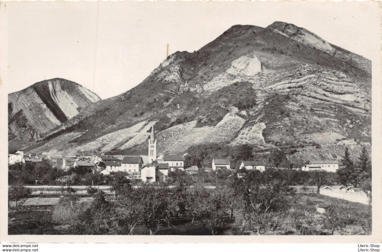 [05] VEYNES - Quartier De L'église - A Gauche Le Mont Aurouze, Les Égarés Cpsm PF 1948 ♥♥♥ - Sonstige & Ohne Zuordnung