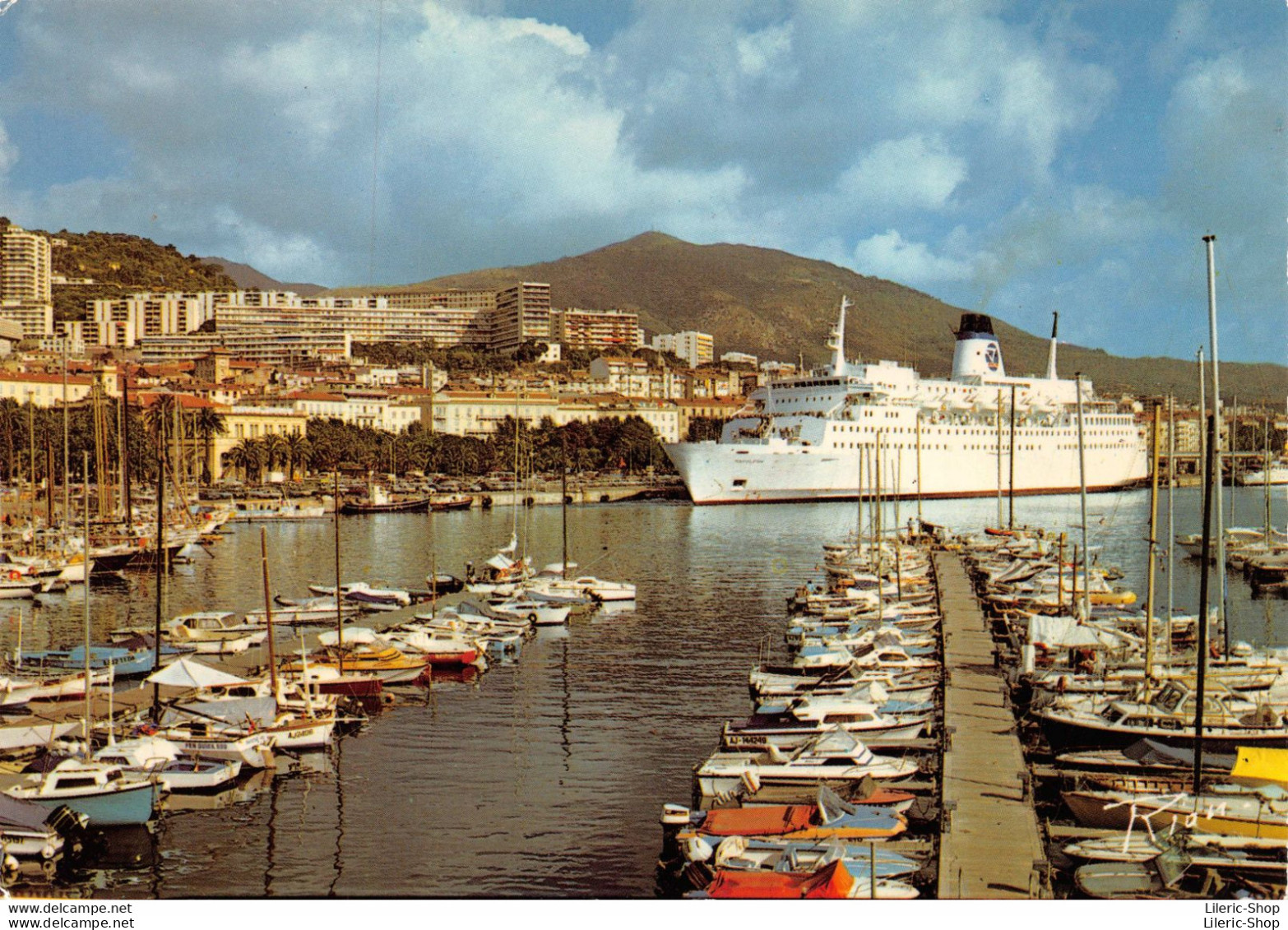 Le Napoléon Ferry De La Société Nationale Maritime Corse (SNCM) En Escale à AJACCIO Cpm ♥♥♥ - Veerboten