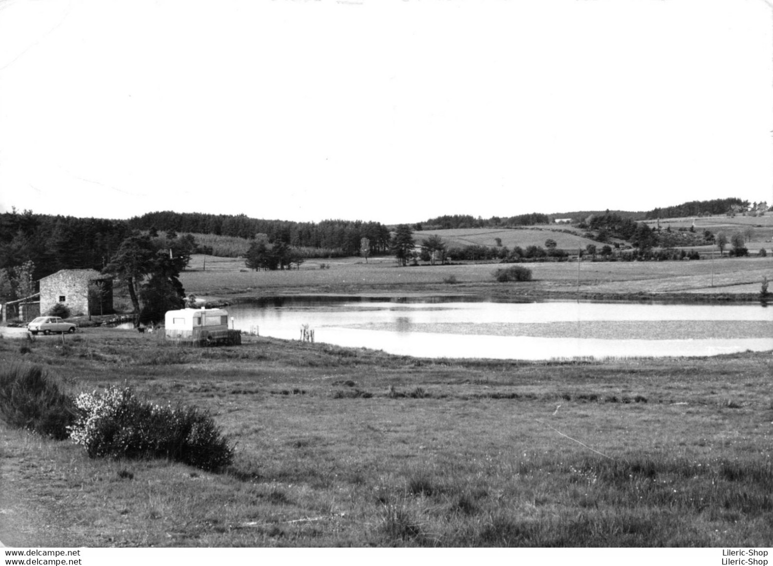 [43]  BELLEVUE LA MONTAGNE - Etang De Souhlac - Caravane - Automobile Renault 16 - Cpsm GF ♣♣♣ - Autres & Non Classés