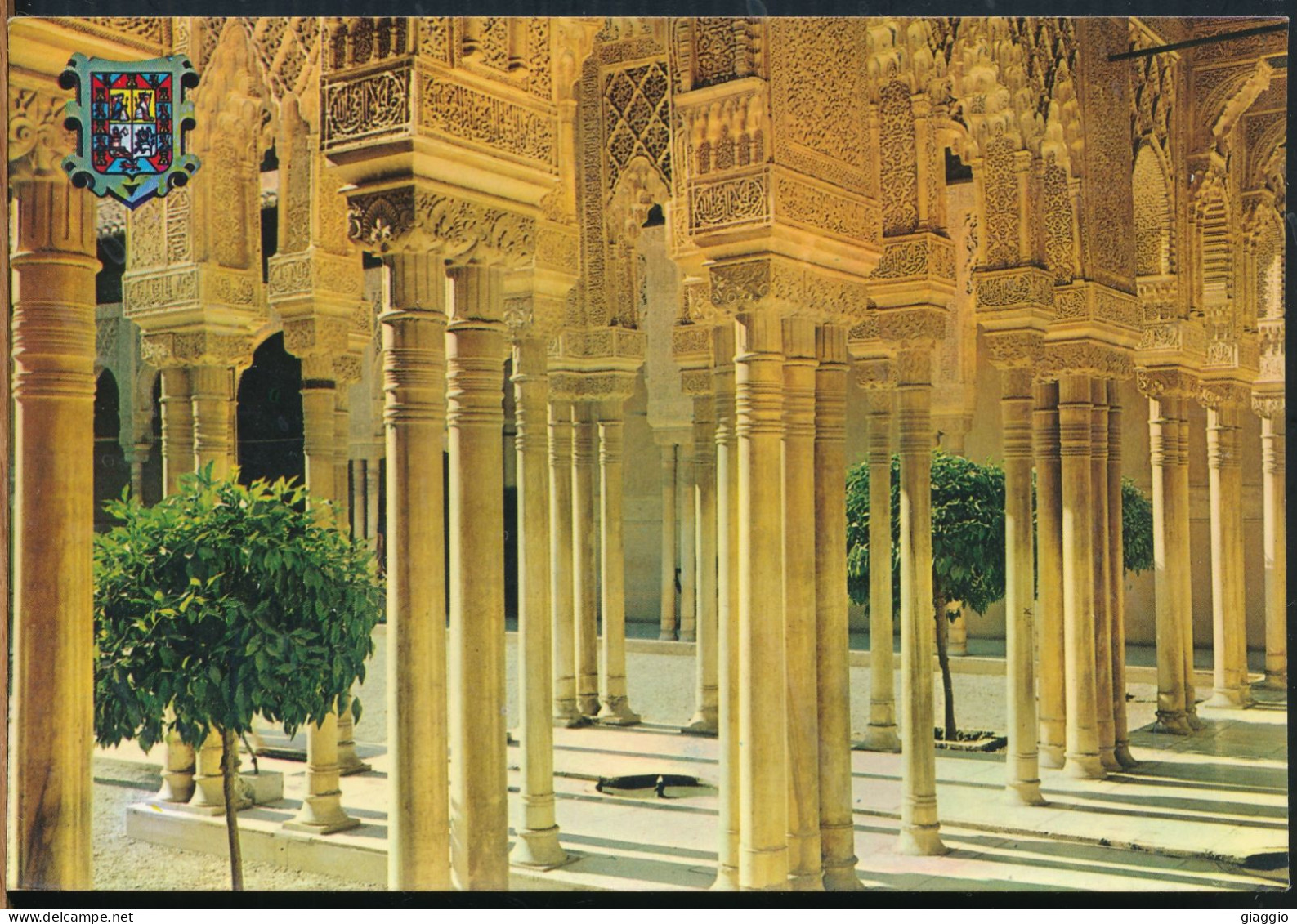 °°° 31037 - SPAIN - GRANADA ALHAMBRA - COLUNNAS PATIO DE LOS LEONES - 1984 With Stamps °°° - Granada