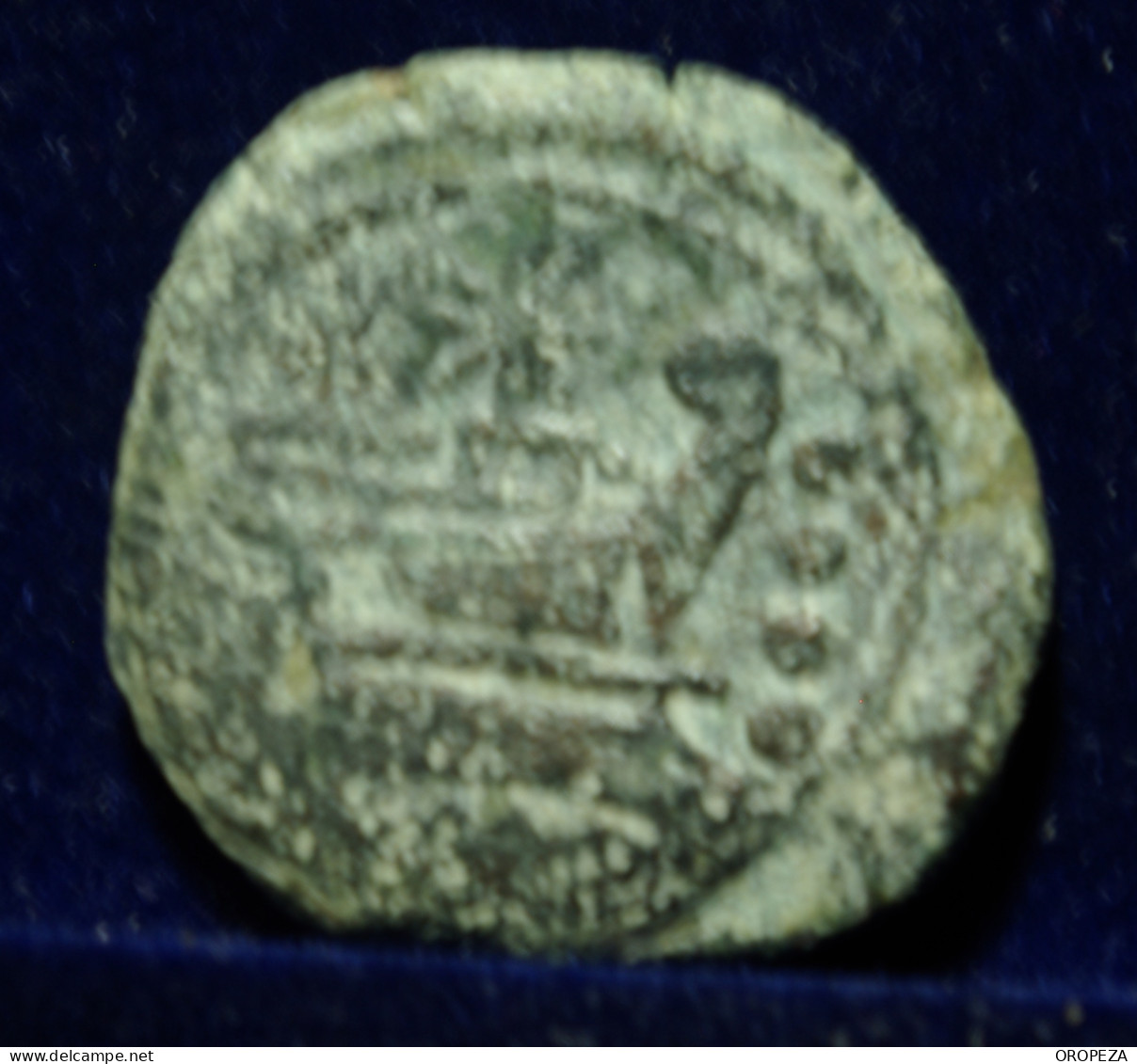 81  -  BONITO   TRIENS  DE  JANO - SERIE SIMBOLOS -   MARIPOSA  - MBC - Republiek (280 BC Tot 27 BC)