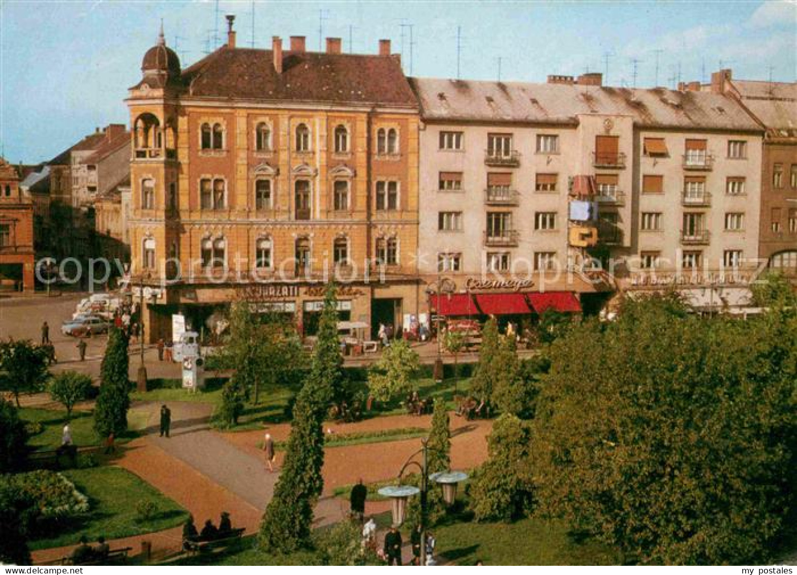 72677526 Szombathely Koztarsasag Ter Platz Der Republik Szombathely - Hungary