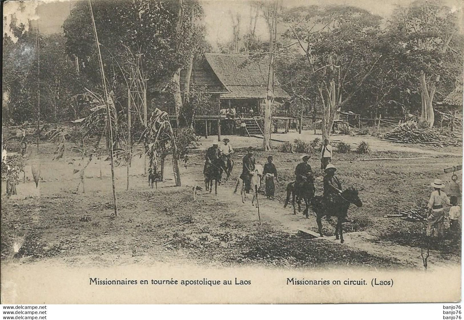 Missionnaires En Tournée Apostolique Au Laos - Missionaries On Circuit (Laos) - Laos