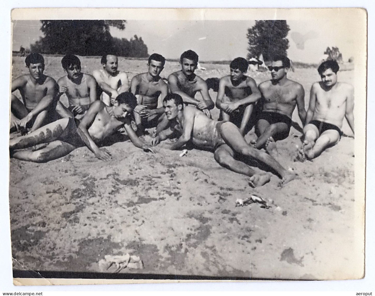 Photo Originale, Groupe De Jeunes Hommes Torse Nu En Maillot De Bain Sur La Plage, Gay Int, Snapshot - Anonyme Personen