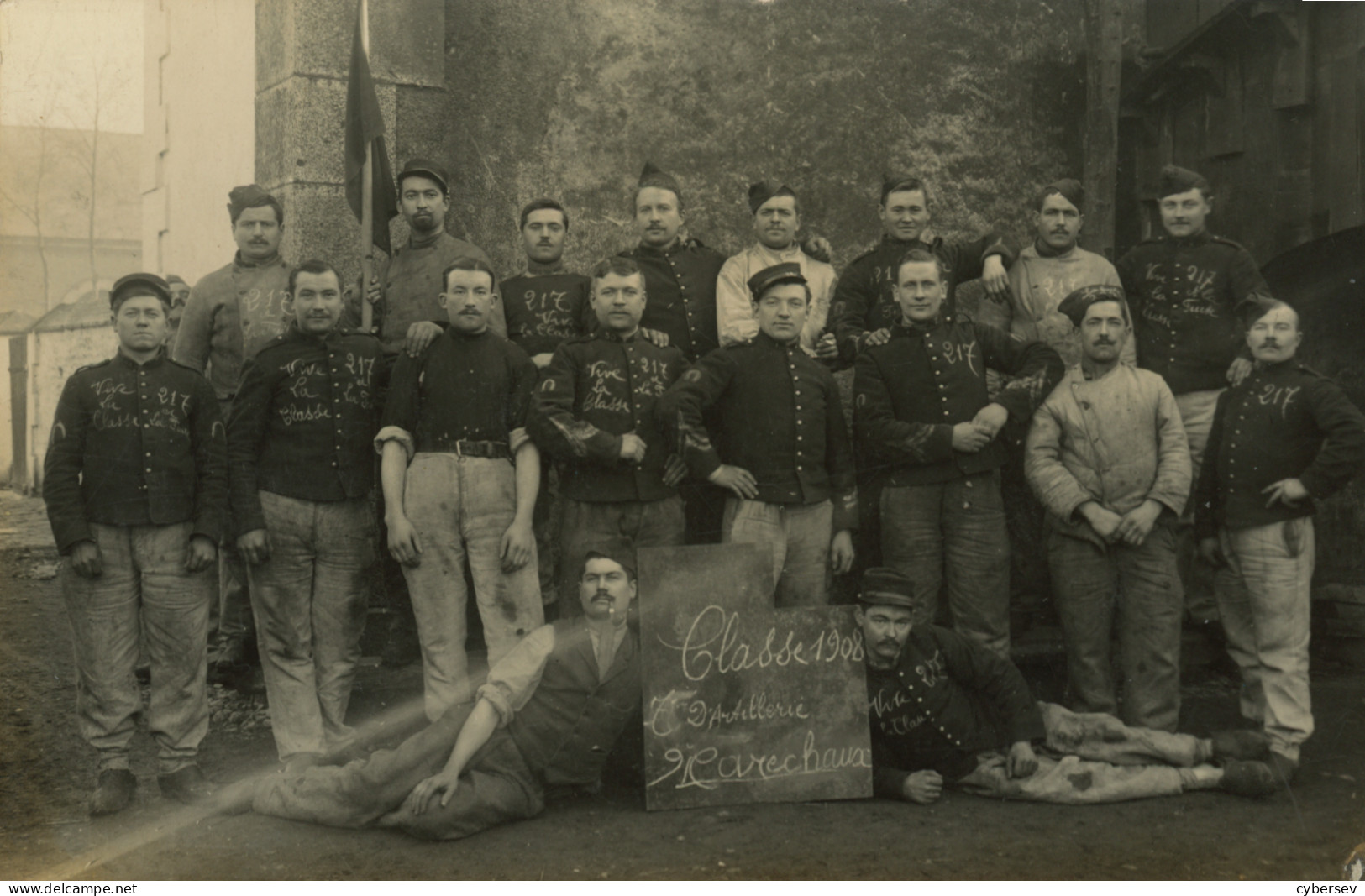 Carte-Photo - Classe 1908  D'Artillerie - Maréchaux - Uniformes