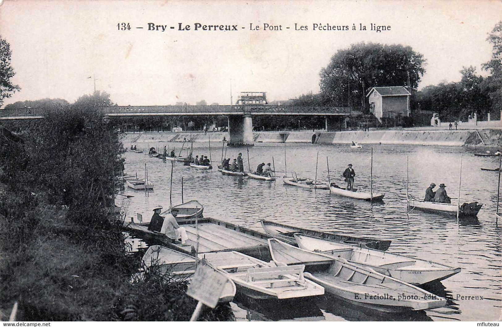 94* BRYLE PERREUX  Pecheurs A La Ligne    RL45,0489 - Bry Sur Marne