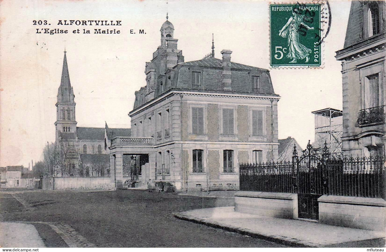 94* ALFORTVILLE   L Eglise Et La Mairie        RL45,0252 - Alfortville