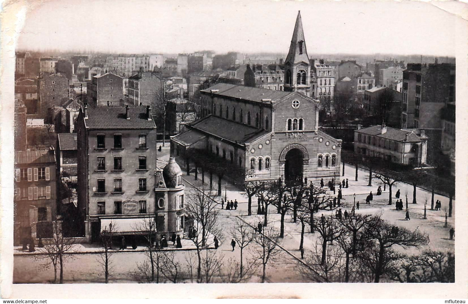 94* CHARENTON   Place Des Ecoles – Eglise  (CPSM 9x14cm)    RL45,0760 - Charenton Le Pont