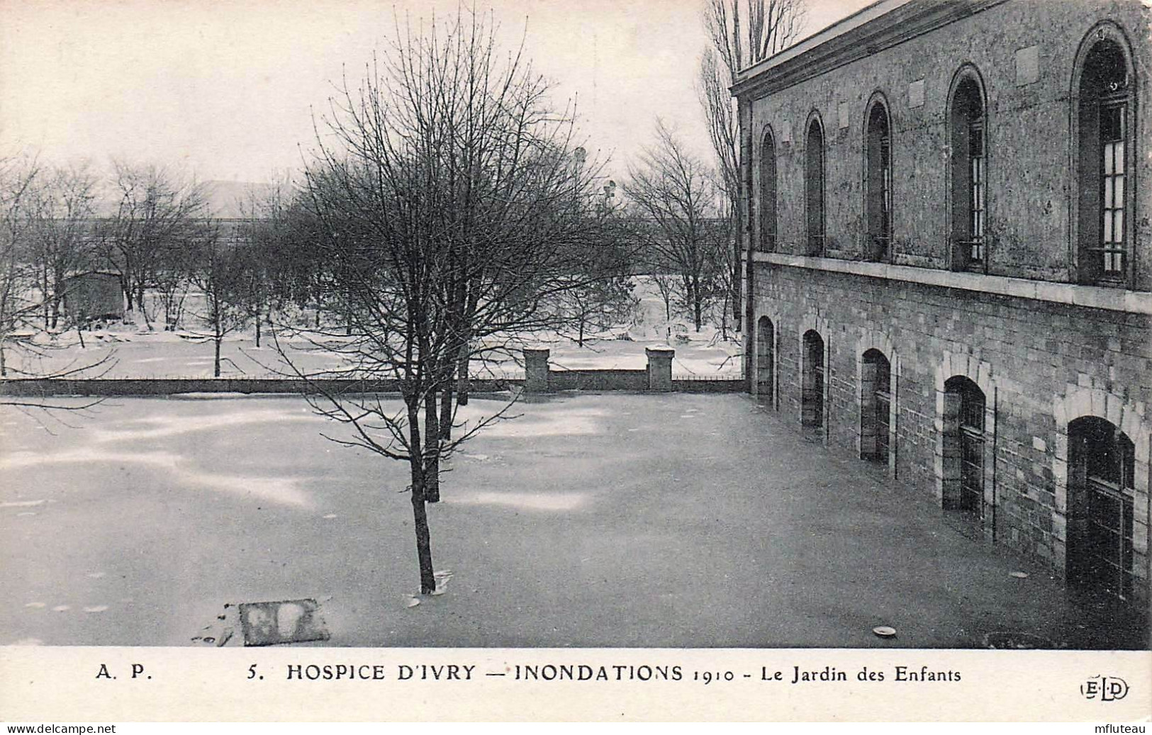 94* IVRY   Crues 1910 – Hospice – Jardin Des  Enfants  RL45,1126 - Ivry Sur Seine
