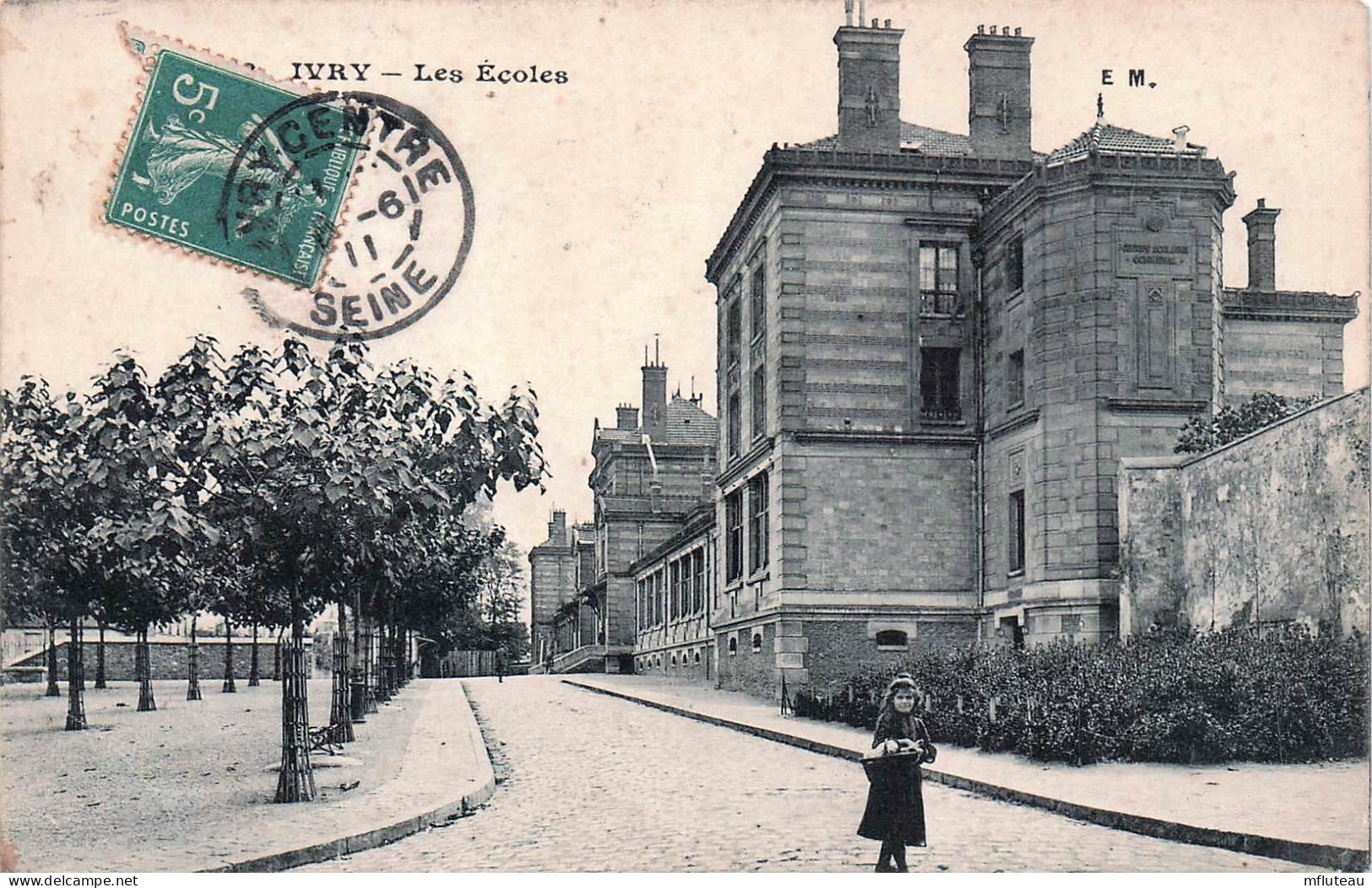 94* IVRY  Les Ecoles    RL45,1127 - Ivry Sur Seine