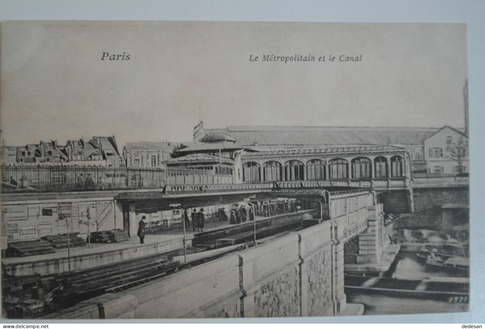 Cpa PARIS Le Métropolitain Et Le Canal - Très Bon état - BL61 - Métro Parisien, Gares