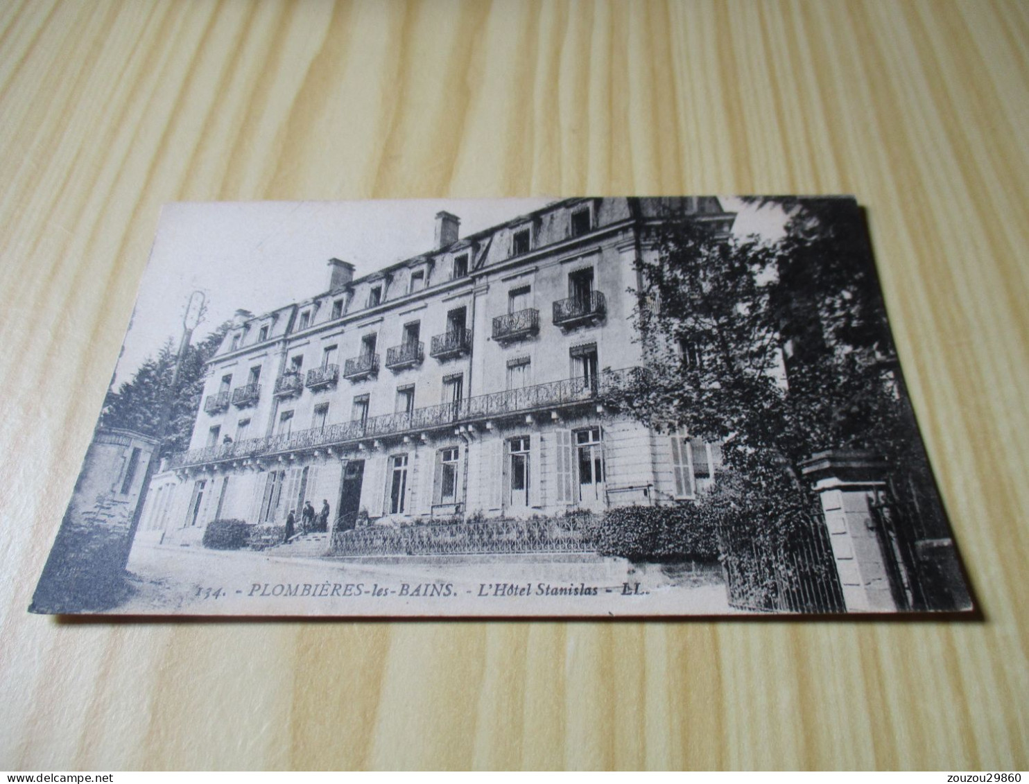 CPA Plombières-les-Bains (88).L'Hôtel Stanislas - Carte Animée. - Plombieres Les Bains