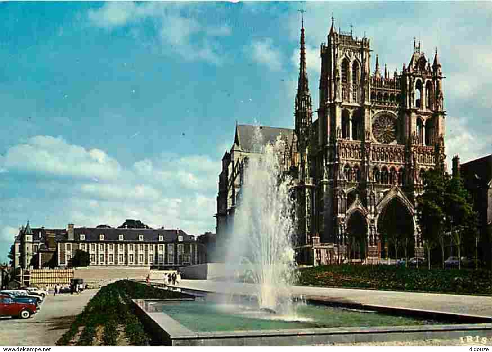 80 - Amiens - La Cathédrale Notre Dame - Automobiles - Flamme Postale - CPM - Voir Scans Recto-Verso - Amiens