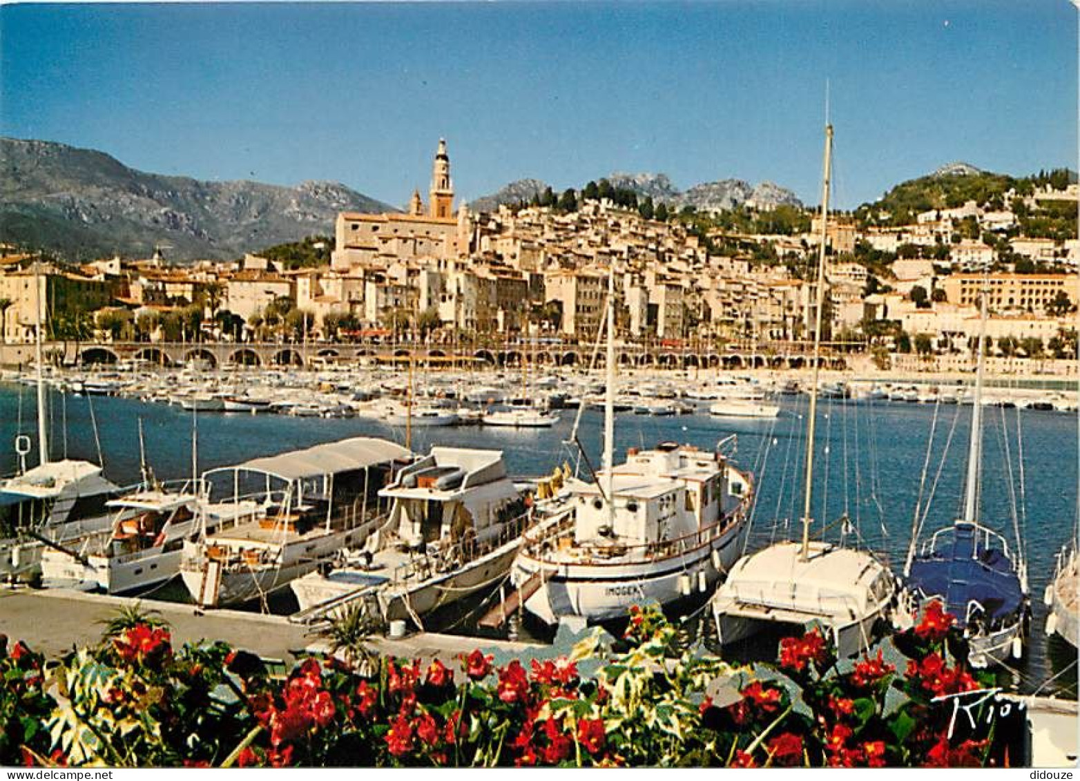 06 - Menton - Vue Générale, Le Port, Ia Vieille Ville - Bateaux - Fleurs - CPM - Carte Neuve - Voir Scans Recto-Verso - Menton