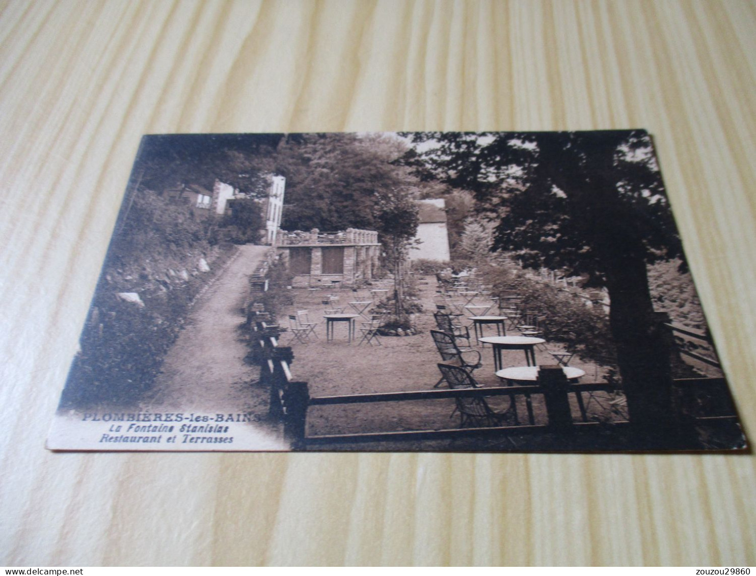 CPA Plombières-les-Bains (88).La Fontaine Stanislas - Restaurant Et Terrasses - Carte Animée. - Plombieres Les Bains