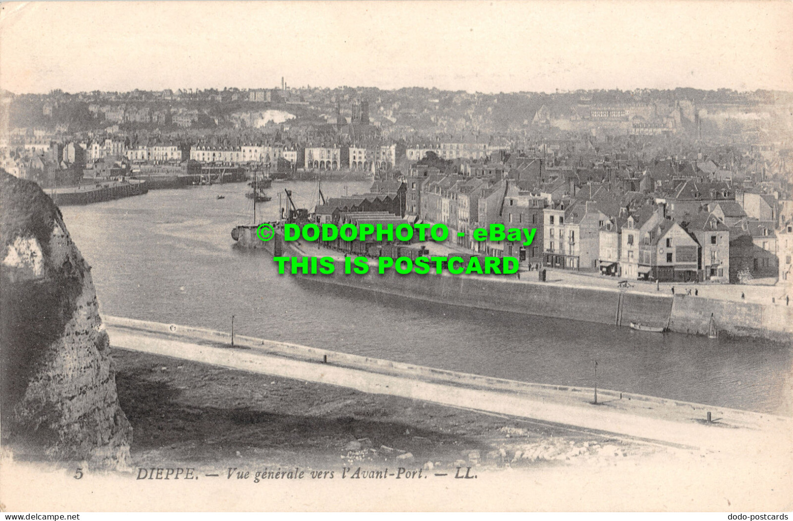 R467229 Dieppe. Vue Generale Vers L Avant Port. LL. 5 - Welt