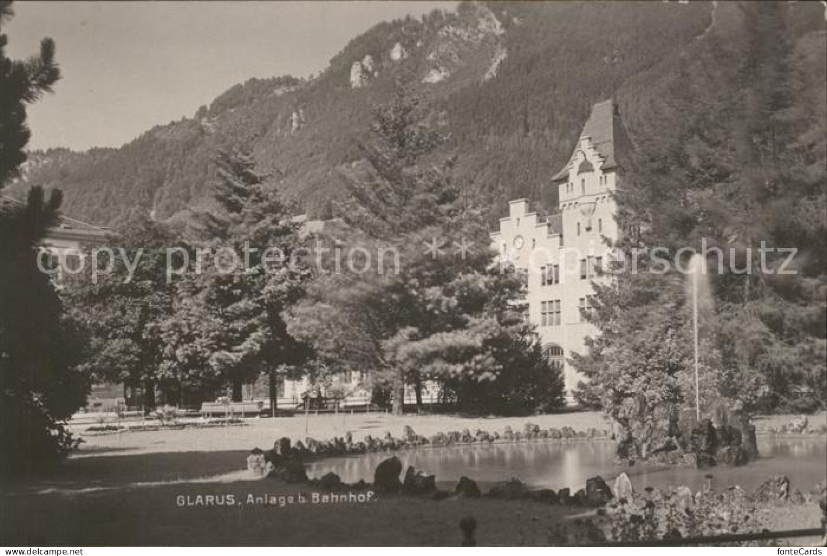 11751566 Glarus GL Bahnhof Parkanlage Fontaene Glarus - Sonstige & Ohne Zuordnung