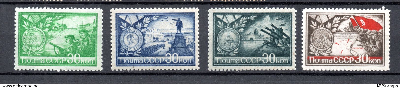 Russia 1944 Old Set Liberation Of Odessa Stamps (Michel 895/97) Nice MNH - Unused Stamps