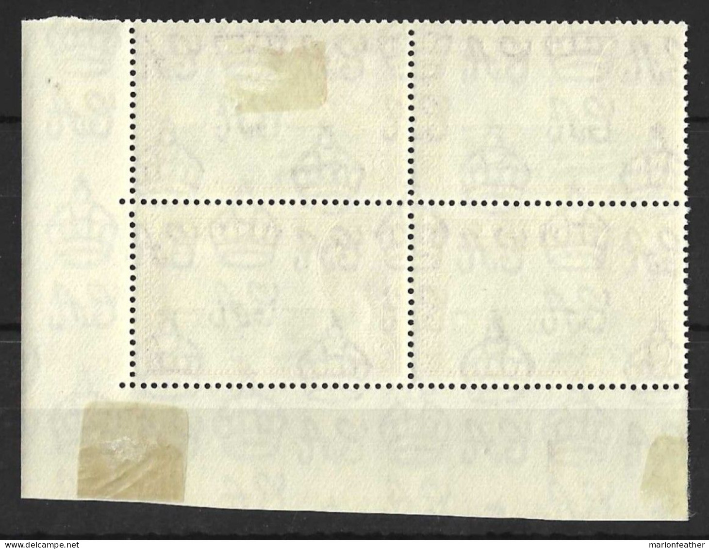 FIJI...KING GEROGE VI..(1936-52..).....2d X PLATE  BLOCK OF 4......P13.5.......1 X MH.....3 X MNH...... - Fidschi-Inseln (...-1970)