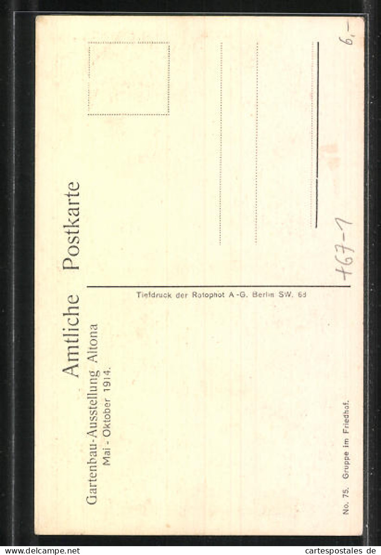 AK Hamburg-Altona, Gartenbau-Ausstellung 1914, Gruppe Im Friedhof  - Ausstellungen