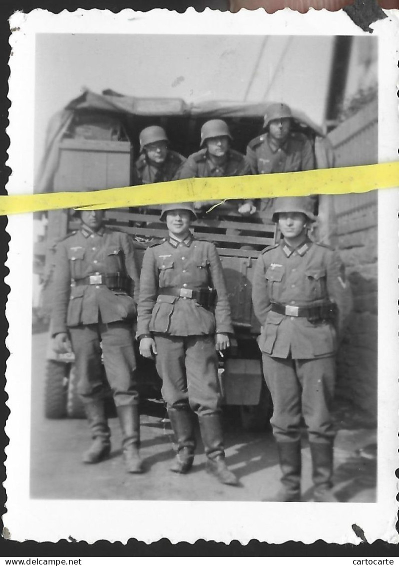LUX 042 0524 WW2 WK2 LUXEMBOURG  SOLDATS ALLEMANDS 10 MAI 1940 - Guerre, Militaire