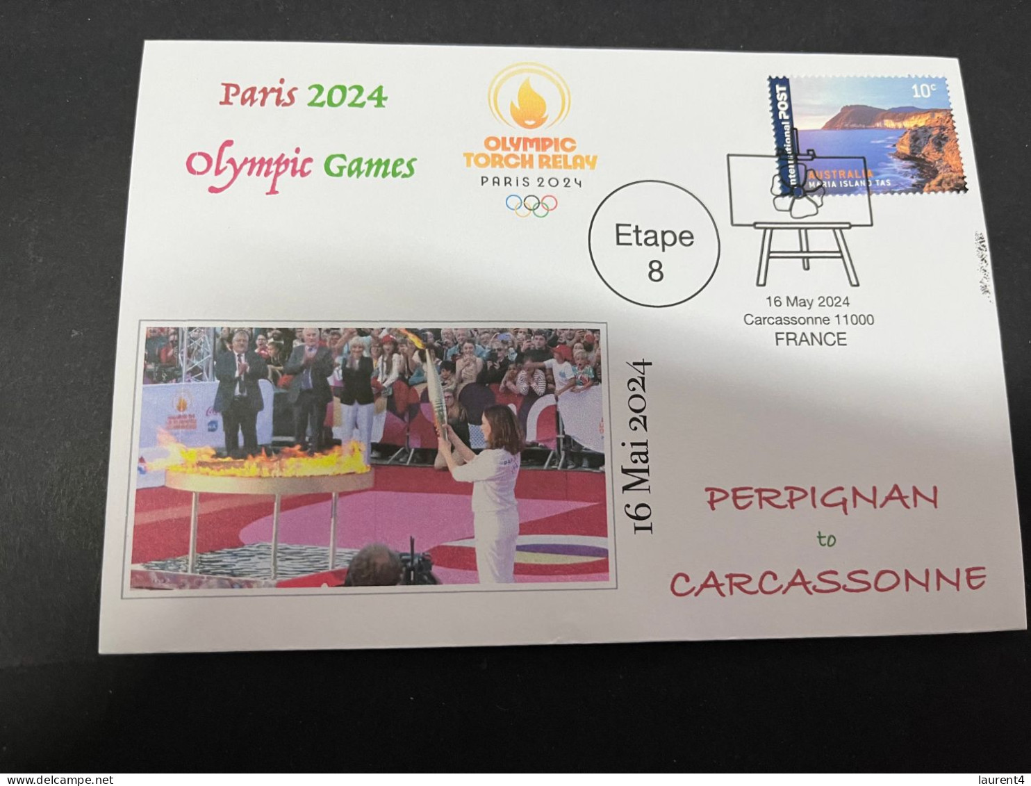 17-5-2024 (5 Z 17) Paris Olympic Games 2024 - Torch Relay (Etape 8) In Carcassonne (16-5-2024) With OZ Stamp - Eté 2024 : Paris