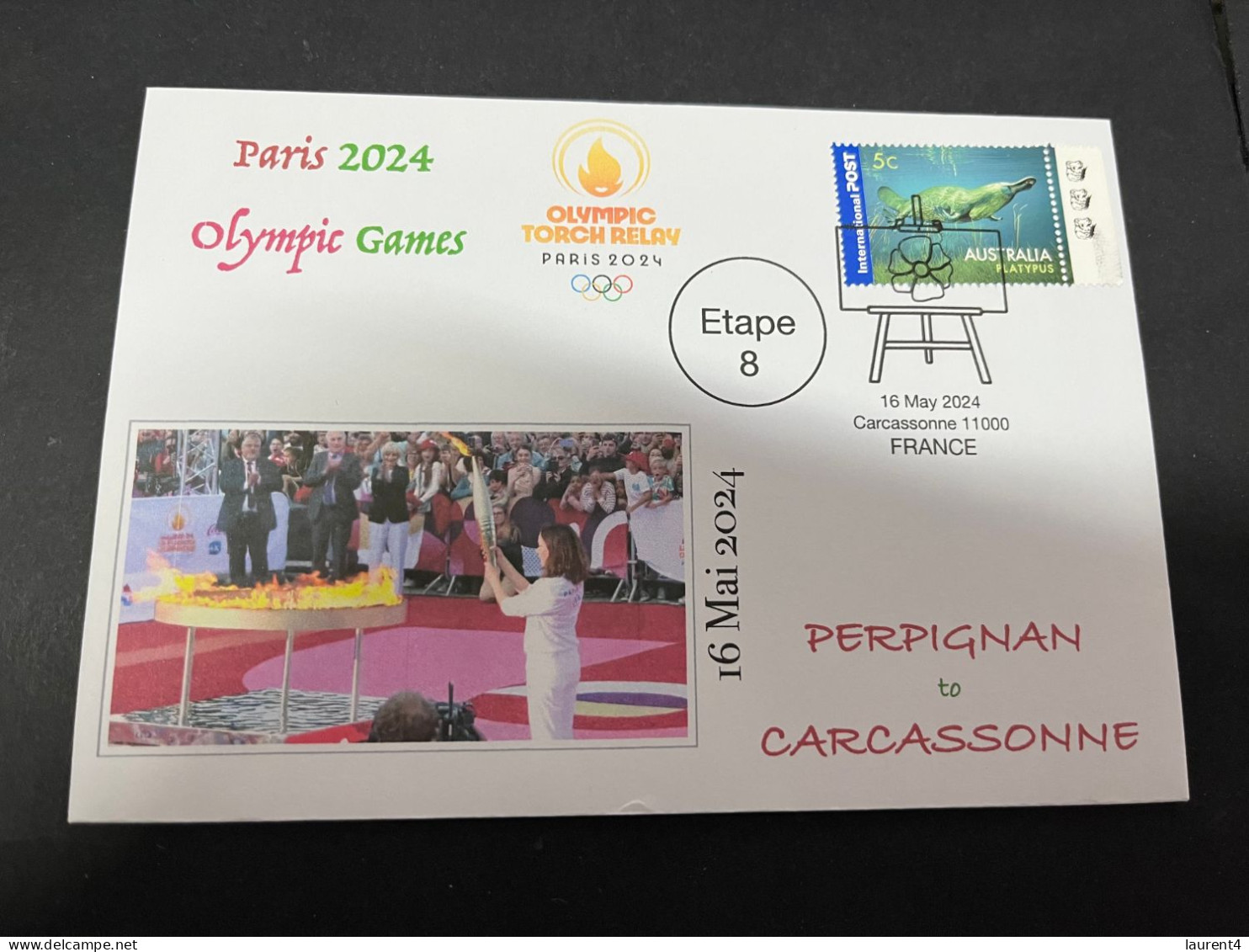 17-5-2024 (5 Z 17) Paris Olympic Games 2024 - Torch Relay (Etape 8) In Carcassonne (16-5-2024) With OZ Stamp - Eté 2024 : Paris