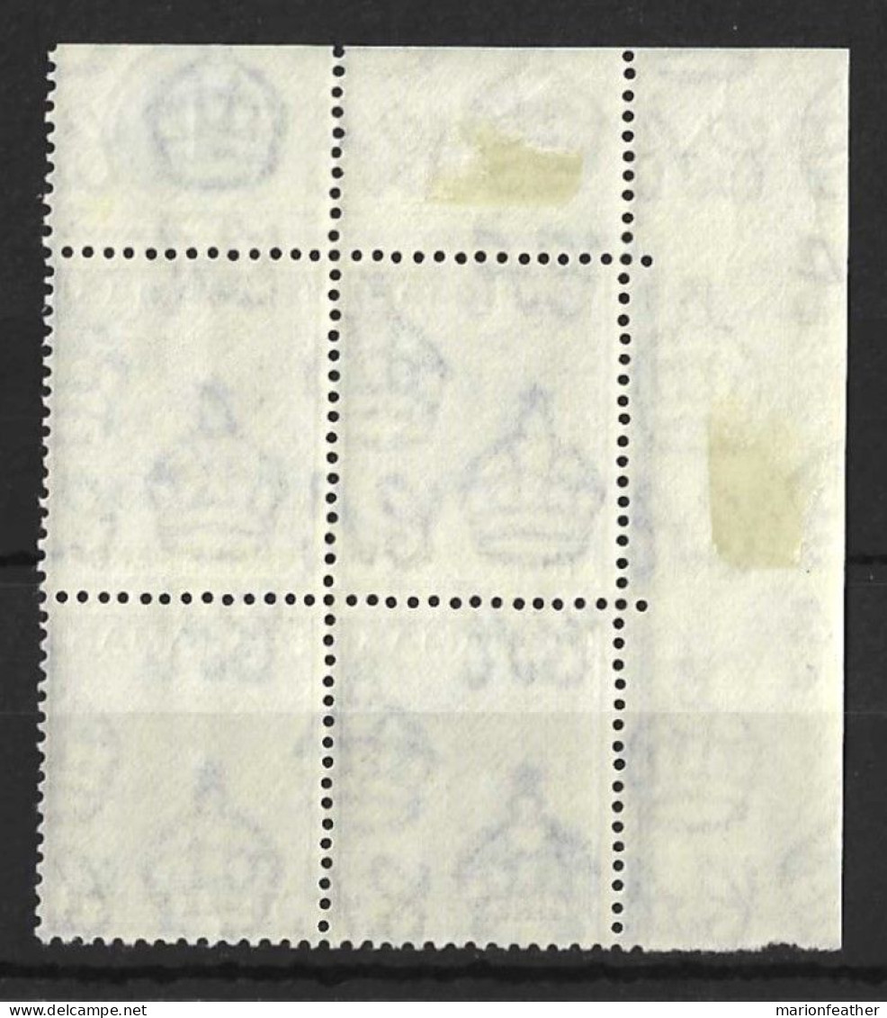 BAHAMAS.....KING GEORGE V...(1910-36..)...3d X PLATE BLOCK OF 4.....MTD IN MARGIN...BUT STAMPS  MNH... - 1859-1963 Crown Colony