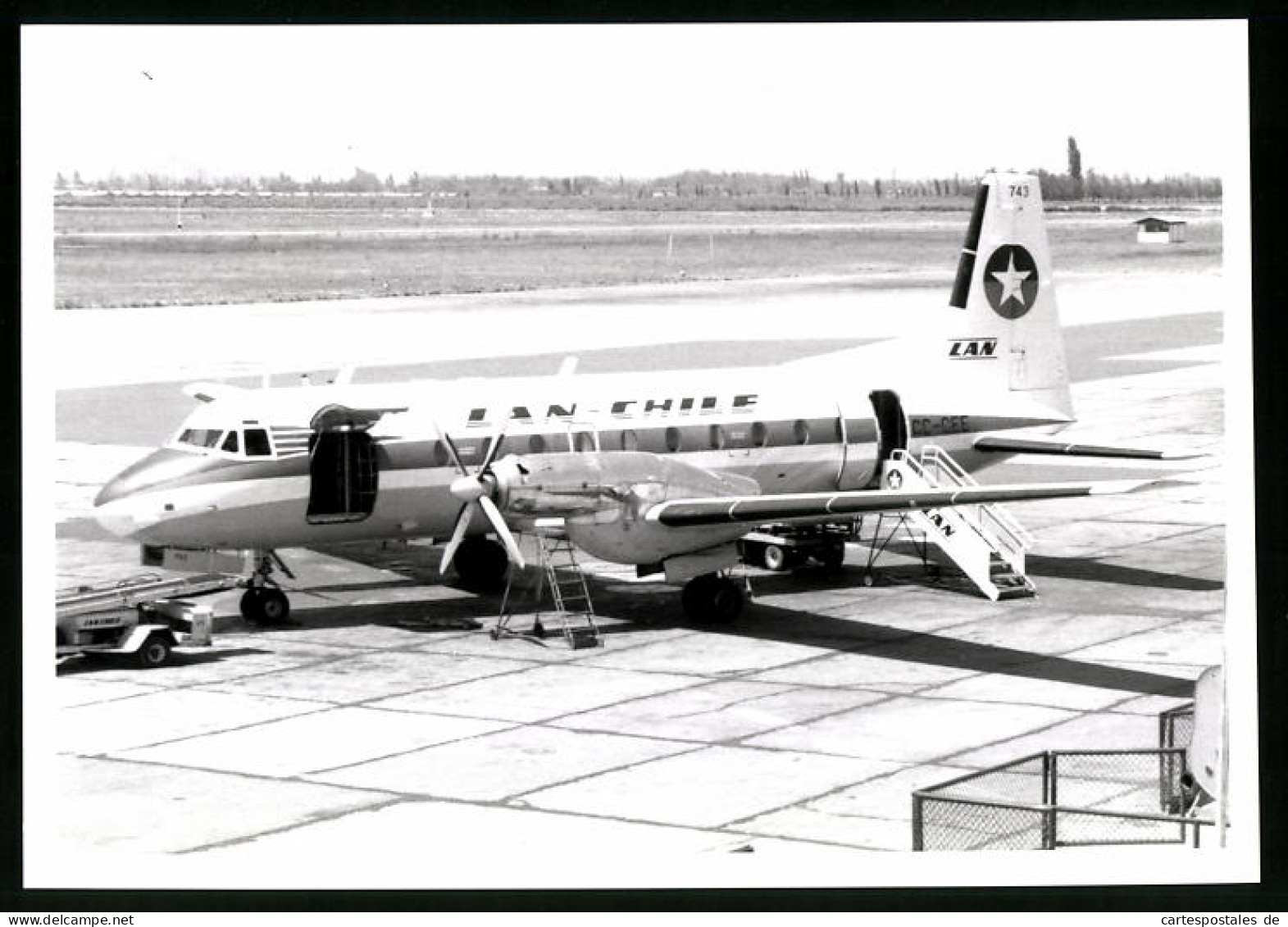 Fotografie Flugzeug Avro 748, Passagierflugzeug Der LAN Chile, Kennung CC-CEE  - Aviazione