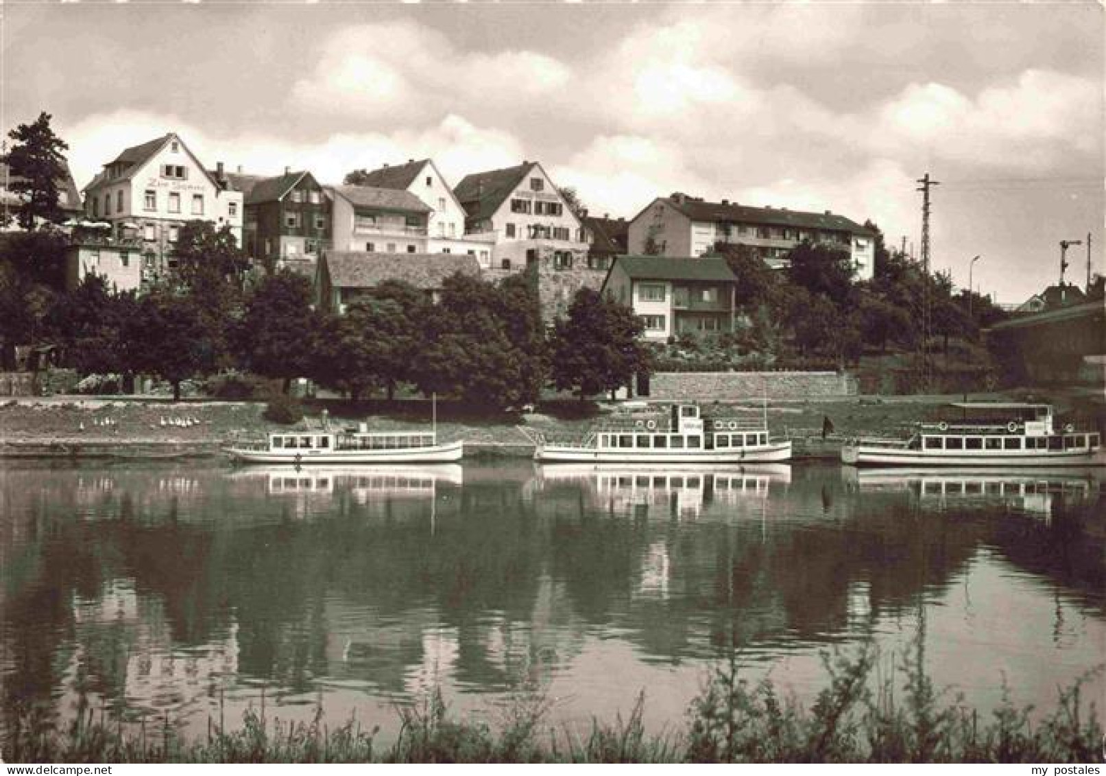 73976552 Jagstfeld Uferpartie Am Fluss Blick Zum Gasthof Sonne Fahrgastschiffe - Bad Friedrichshall