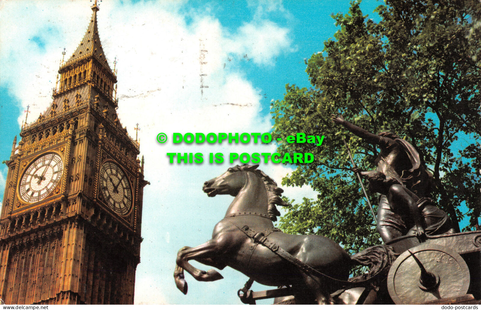 R501830 London. Big Ben And Boadicea Statue. 1970 - Other & Unclassified