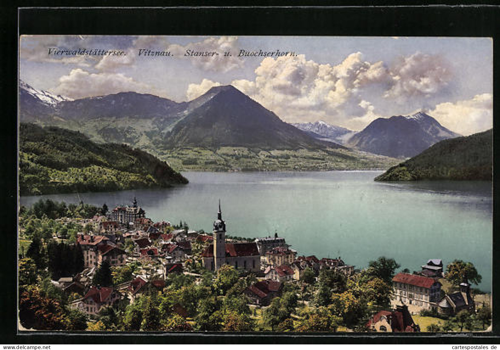 AK Vitznau Am Vierwaldstättersee, Ortsansicht Mit Stanser- Und Buochserhorn  - Vitznau