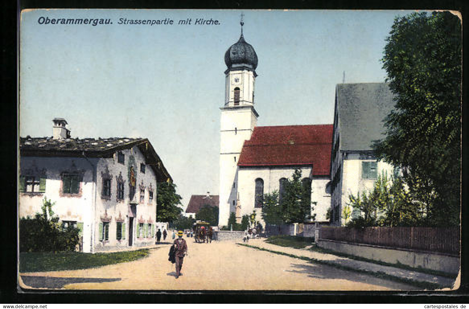 AK Oberammergau, Strassenpartie Mit Kirche  - Oberammergau