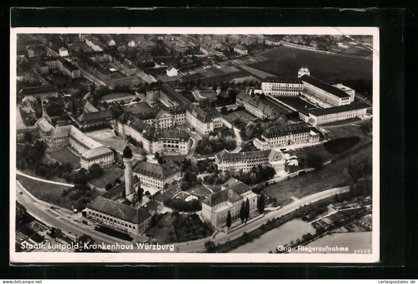 AK Würzburg, Staatliches Luitpoldkrankenhaus, Fliegeraufnahme  - Wuerzburg