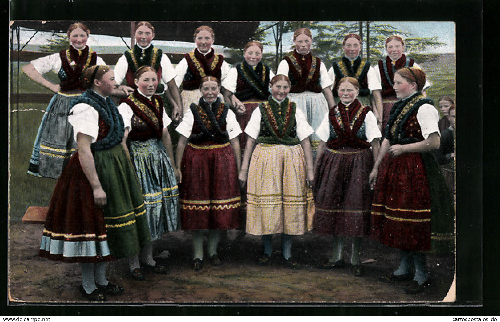 AK Frauen In Hessischen Trachten Im Schlitzer Land  - Costumes