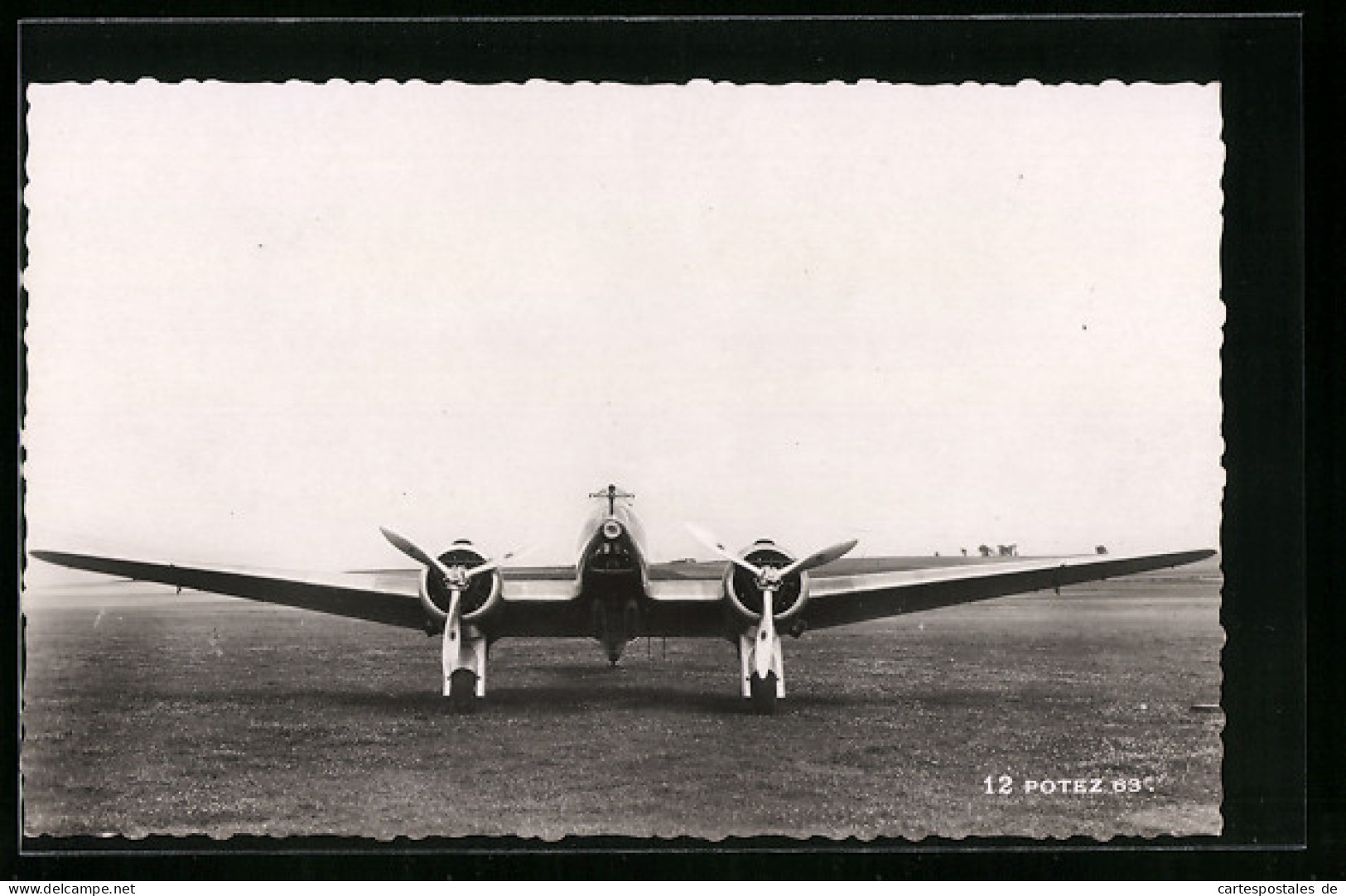 AK Potez 63 Flugzeug Auf Der Startbahn  - 1939-1945: 2. Weltkrieg