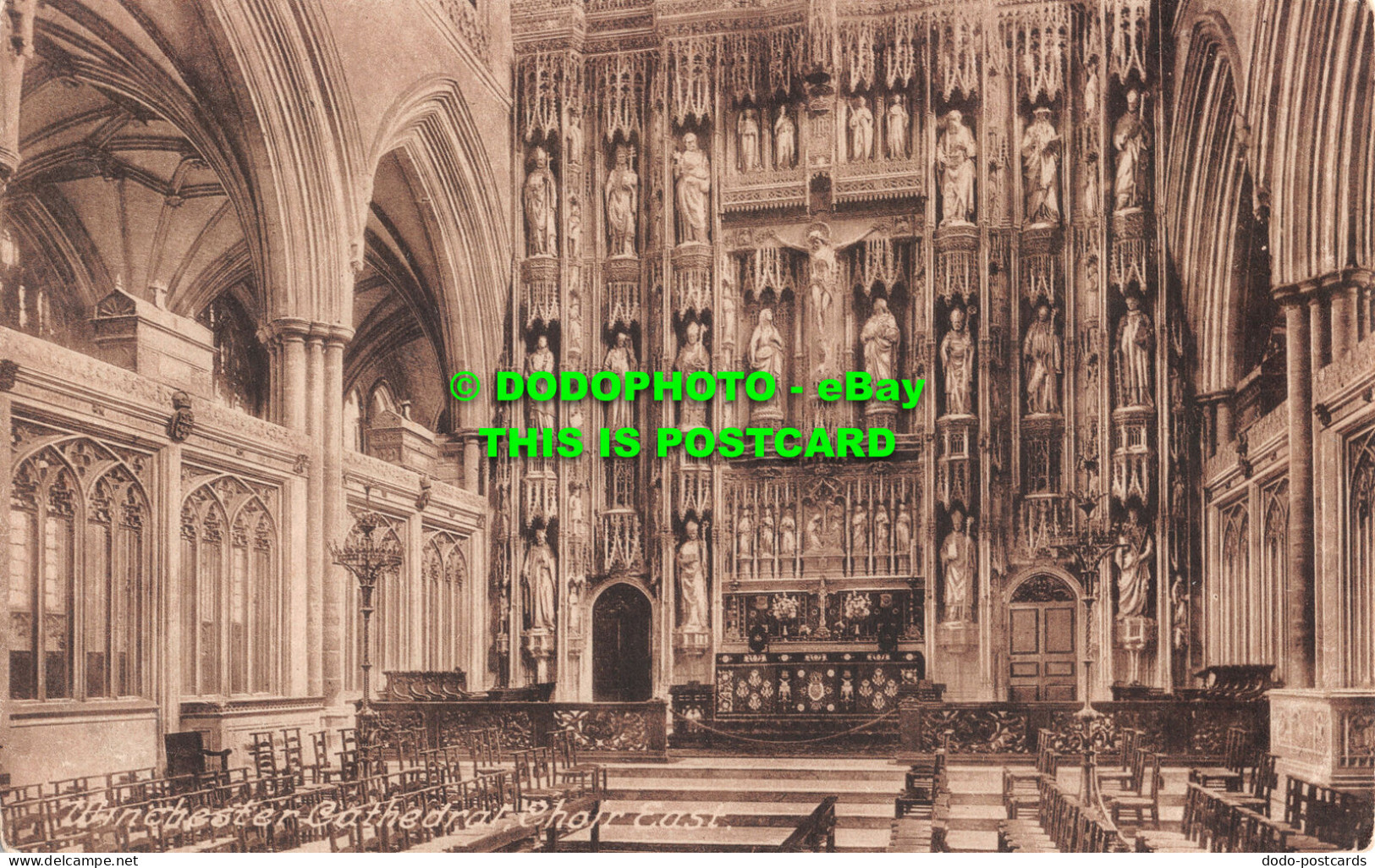R502182 Winchester Cathedral. Choir East. F. Frith. No. 4368. X - Monde