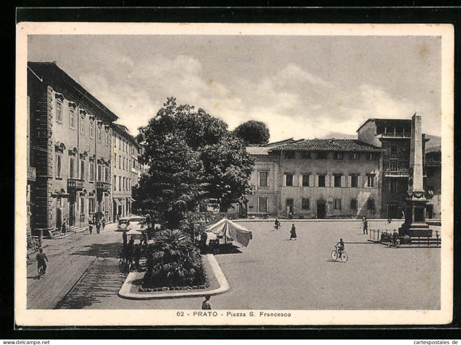 Cartolina Prato, Piazza S. Francesco  - Prato