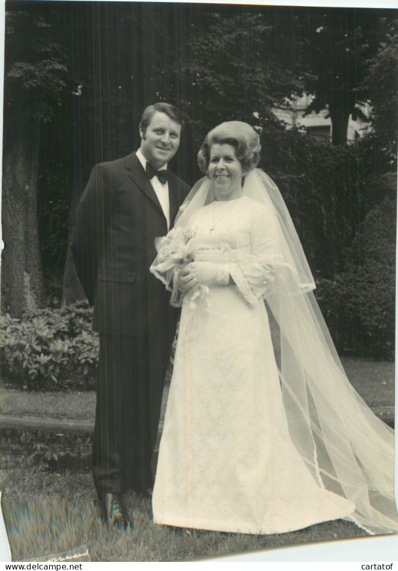 PHOTOTGRAPHIE De Mariage Par Studio FOURNIER à Moulins - Non Classificati