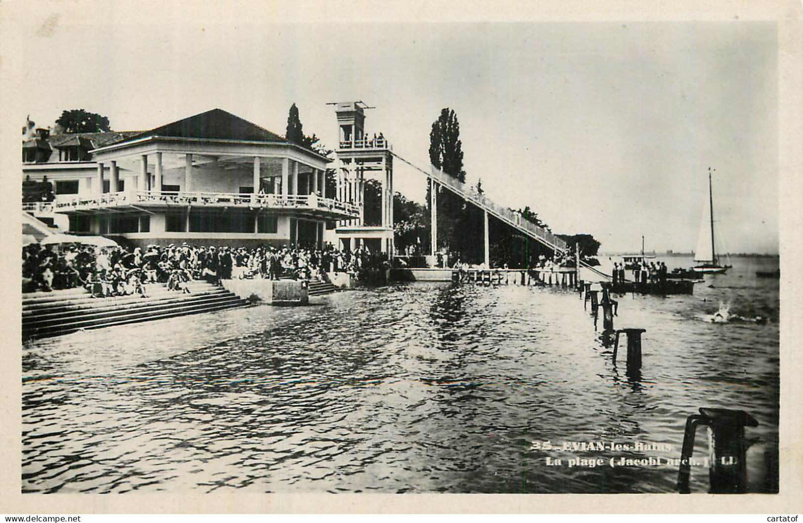 EVIAN LES BAINS .  La Plage . - Evian-les-Bains