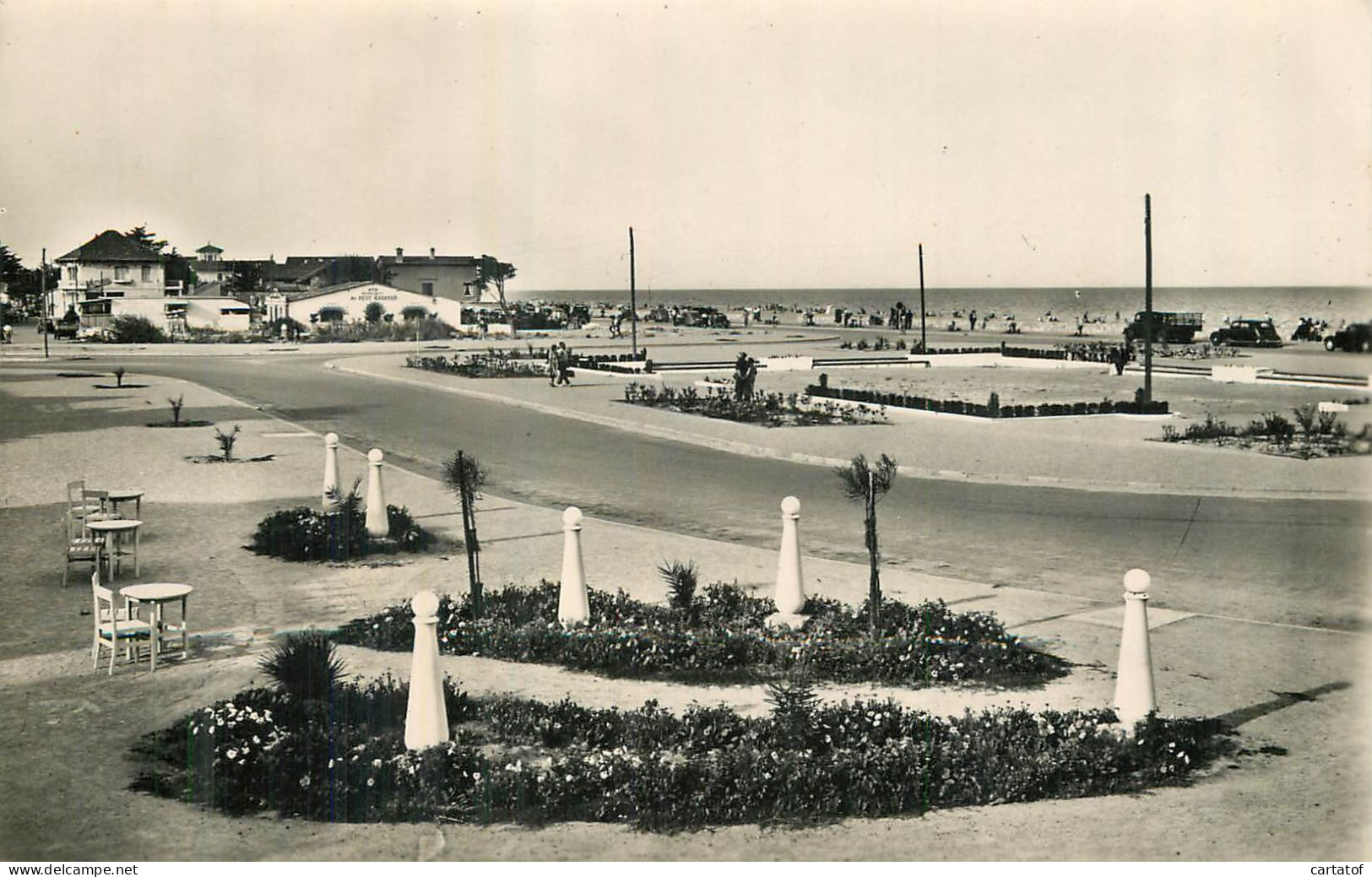 CANET PLAGE . Le Rond Point . - Canet Plage