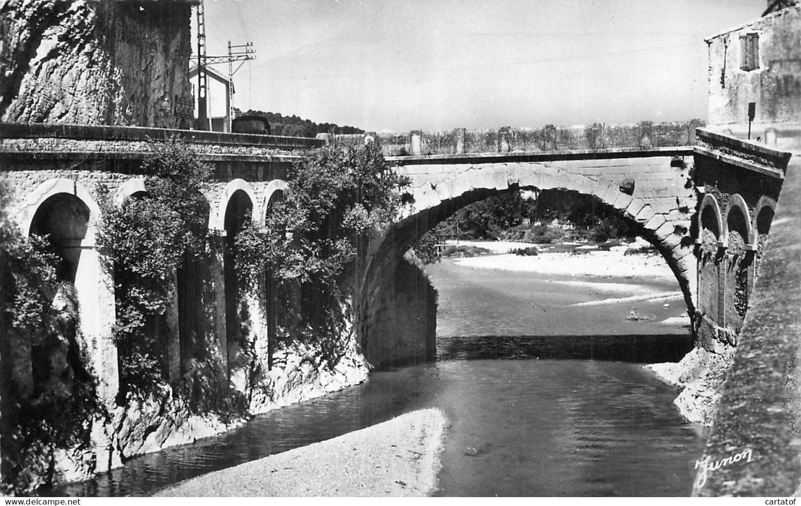 VAISON . Le Pont Romain - Vaison La Romaine