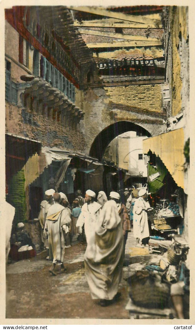 FES . La Vieille Horloge - Fez (Fès)