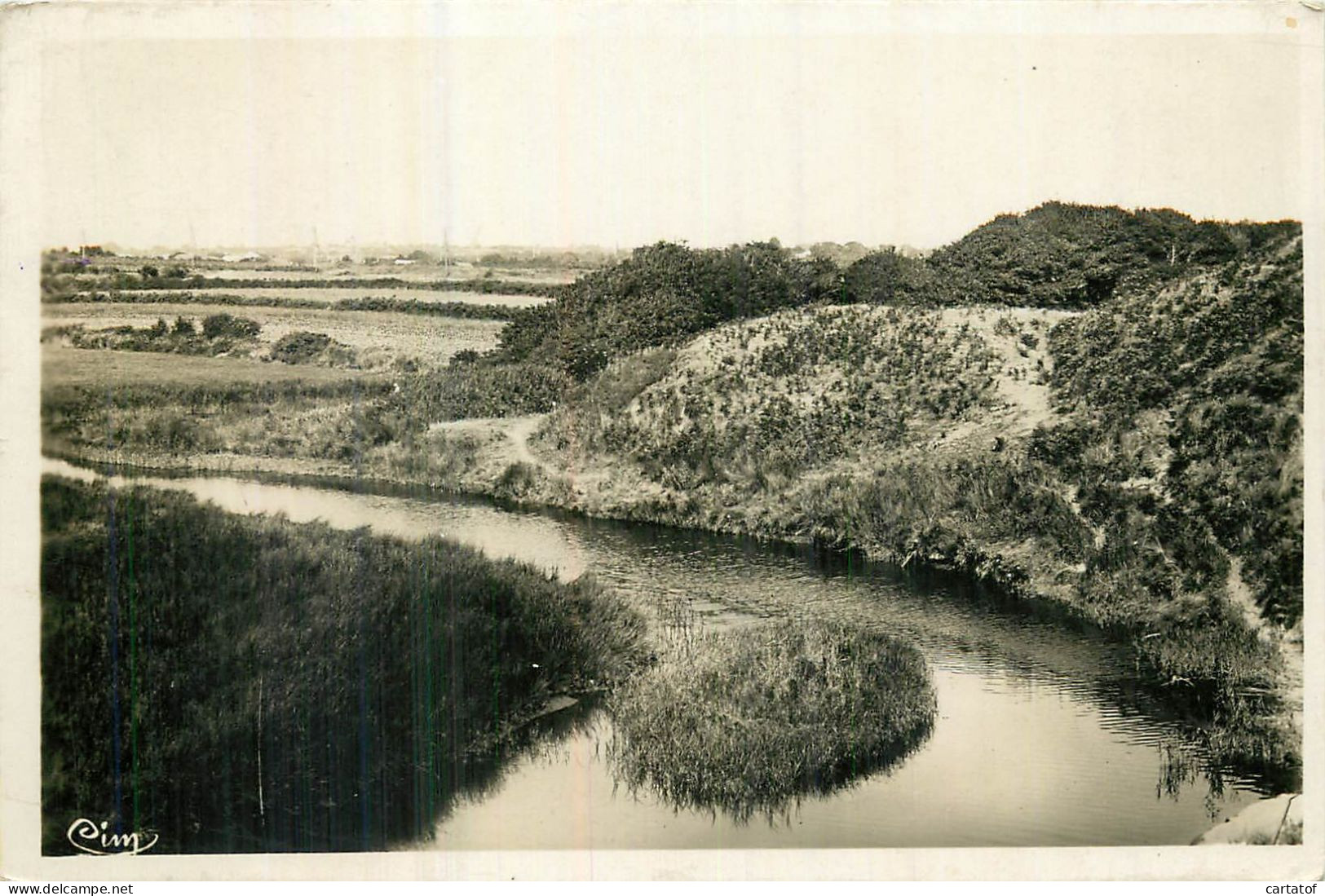 THARON PLAGE . Vue Sur La Rivière Le Calais - Tharon-Plage