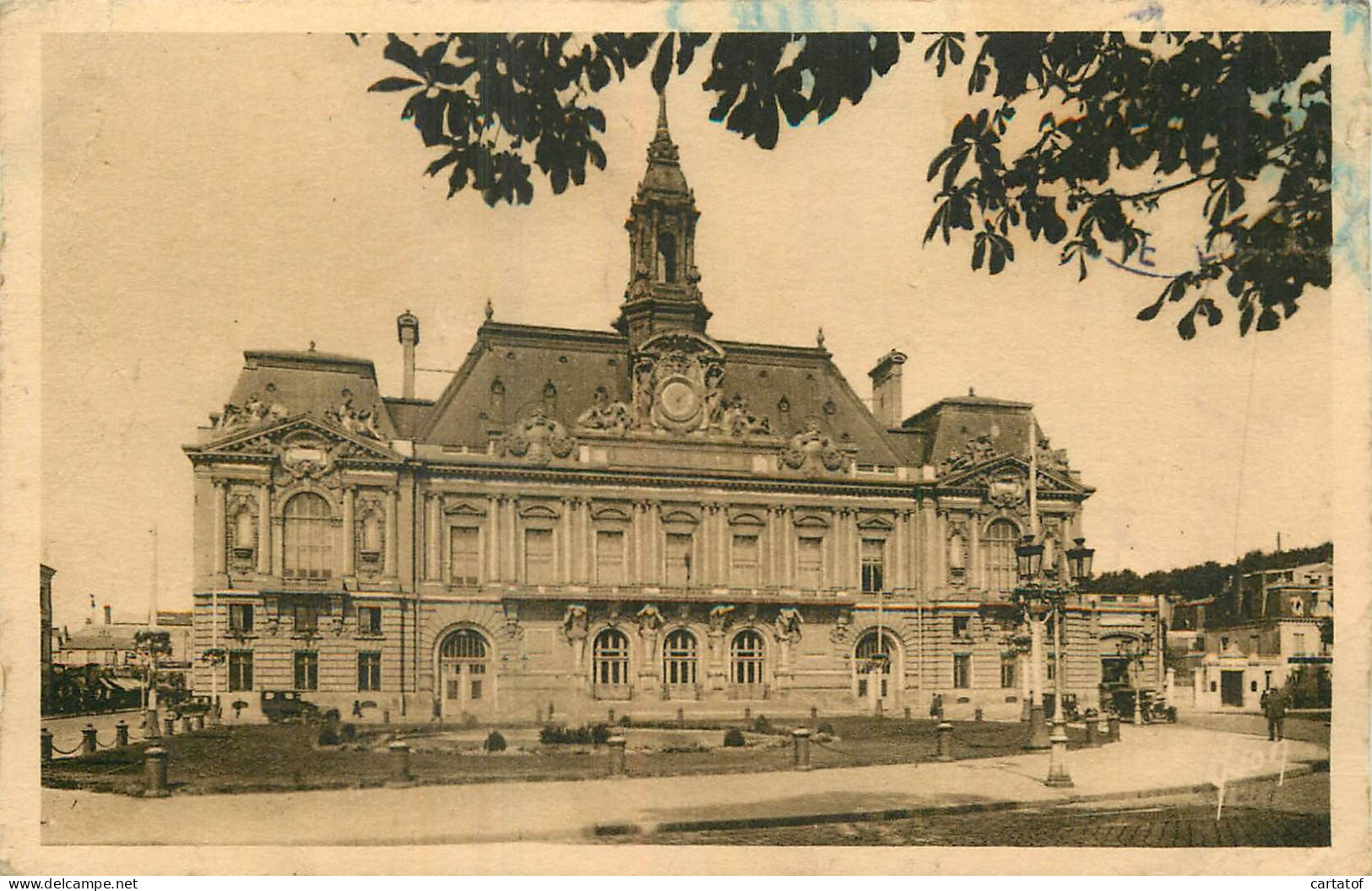 TOURS . Hôtel De Ville - Tours