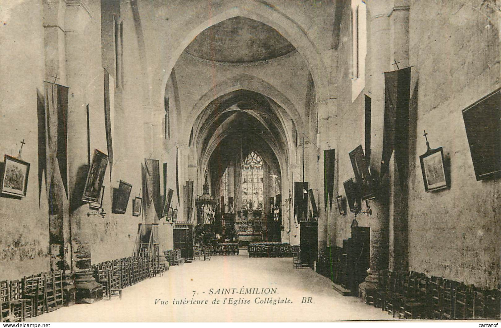 SAINT EMILION . Vue Intérieure De L'Eglise Collégiale . - Saint-Emilion